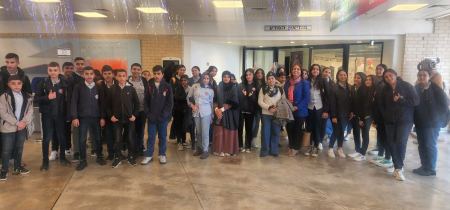 زيارة مجلس الطلاب وأمناء الحذر في مدرسة ابن سينا للطخنوداع ضمن فعاليات الحذر على الطرقات